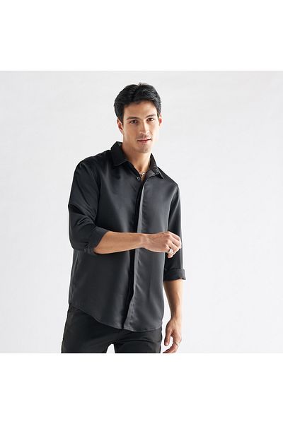 FAV Shirt With Embellished Collar And Long Sleeves