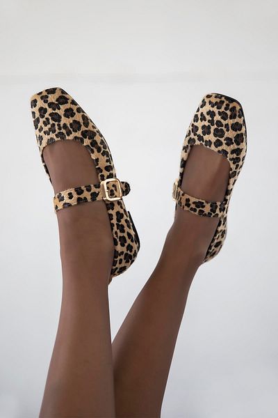 STRASWANS Γυναικείο Ταϊλανδέζικο φτερό Carlisa Leopard Λεπτομερές σχέδιο
