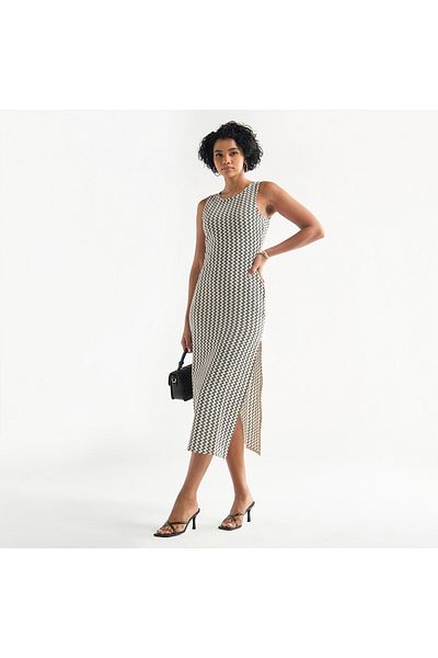 FAV Chevron Textured Sleeveless Midi Bodycon Dress With Slit
