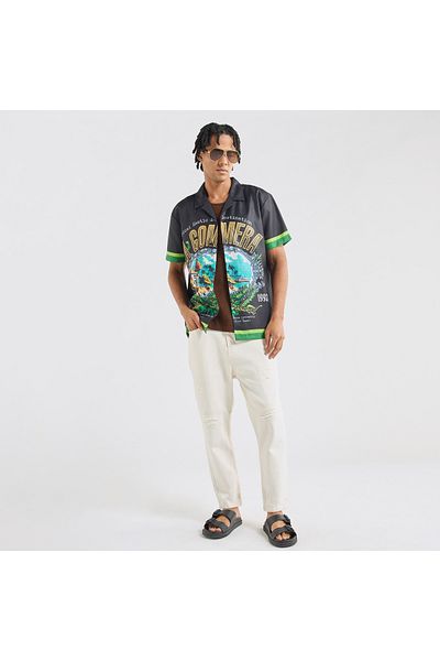 FAV All-over Graphic Print Shirt With Camp Collar And Short Sleeves