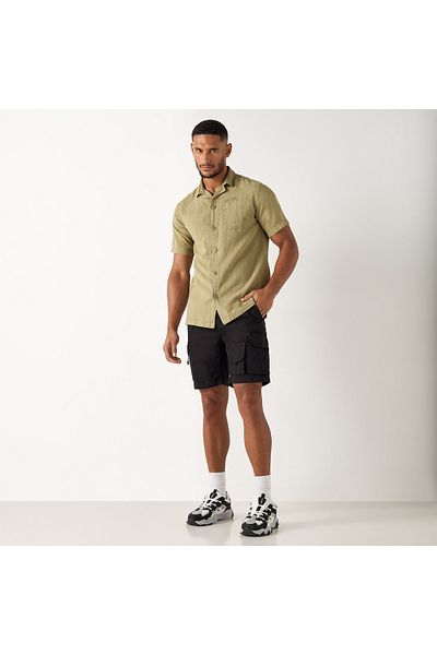 ECKO Unltd Textured Flexi Waist Shorts With Cargo Pockets And Drawstring Closure
