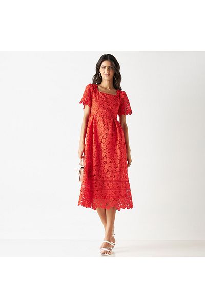 Iconic Lace A-line Dress With Square Neck And Short Sleeves