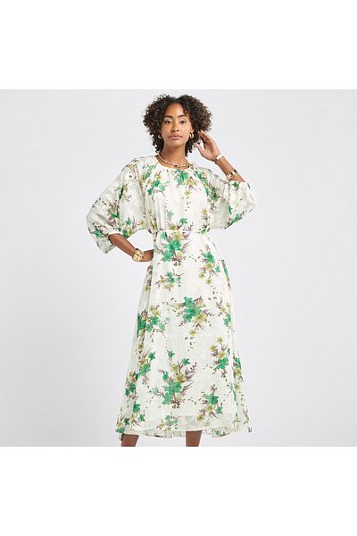 FAV Floral Print Midi Dress With Batwing Sleeves And Tie-up Detail