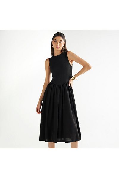 FAV Textured Bodice Flared Midi Sleeveless Dress