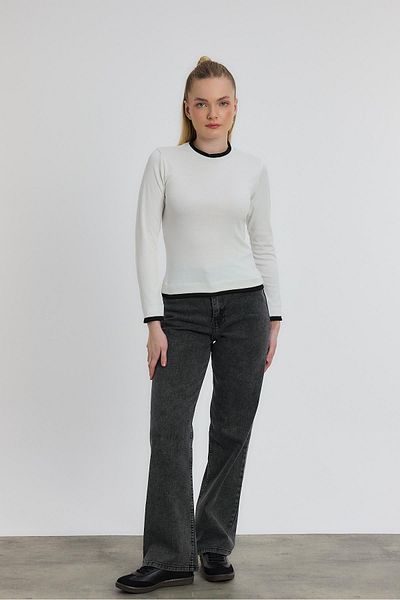 Rays 3011 Rib Detail Long Sleeve Blouse Ecru