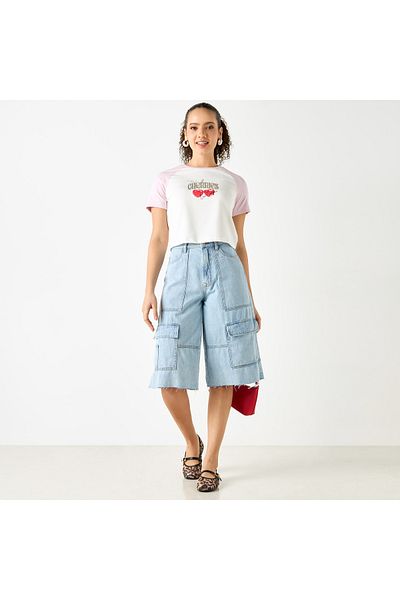 Lee Cooper Graphic Print Crop T-shirt With Raglan Sleeves