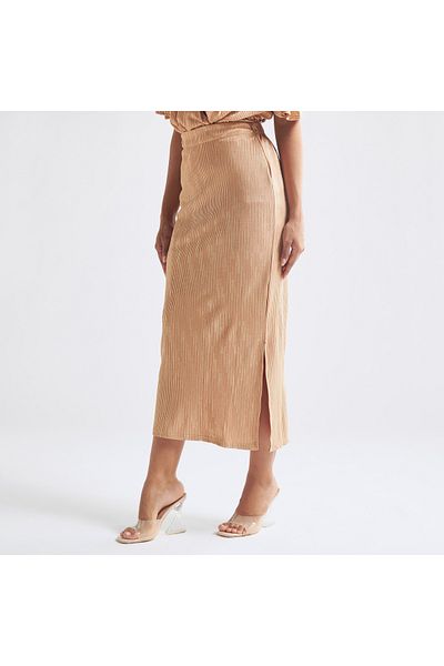 FAV Textured Skirt With Semi-elasticated Waistband And Slit Detail