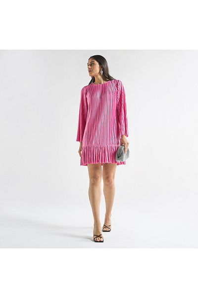 FAV Pleated A-line Dress With Flared Sleeves And Round Neck