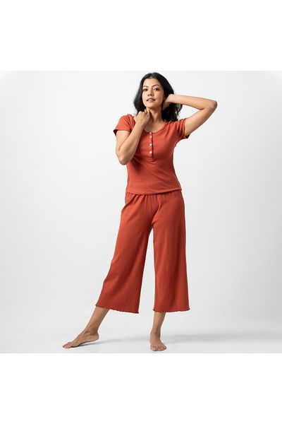 Aadaraya Ribbed Short Sleeves T-shirt And Wide Leg Pyjama Set