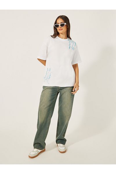 Styli Embroidered Oversized Round Neck Longline T-Shirt
