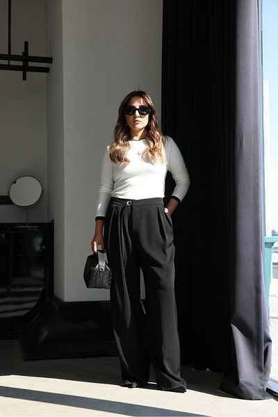 Özge Özgenç Double Pleated Palazzo Trousers with Tie Waist