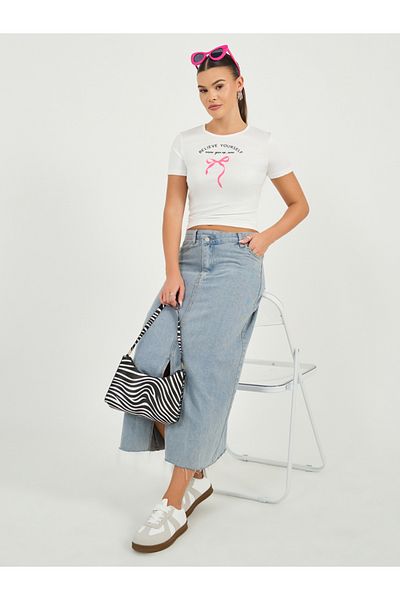 Styli Slogan Print Short Sleeve Fitted Crop T-Shirt