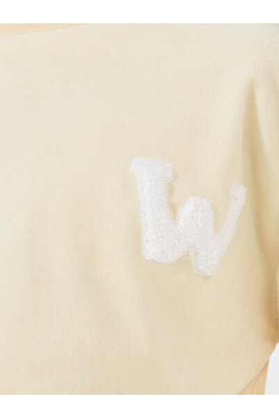 Styli Patch Detail Velvet Sweatshirt & Side Seam Striped Patch Pant Set