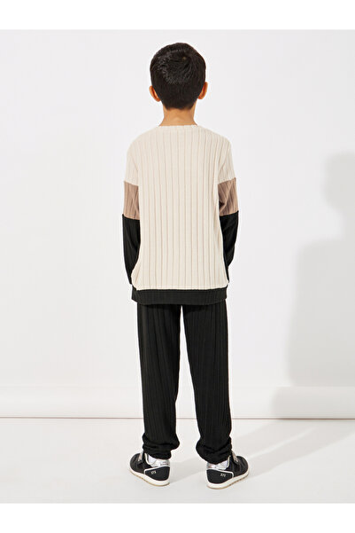 Styli Color Block Rib Knit Patch Detail Sweatshirt & Joggers Set