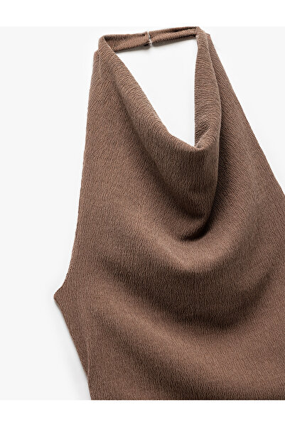 Koton Back Low-Cut Textured Slim Fit Blouse with Flared Collar