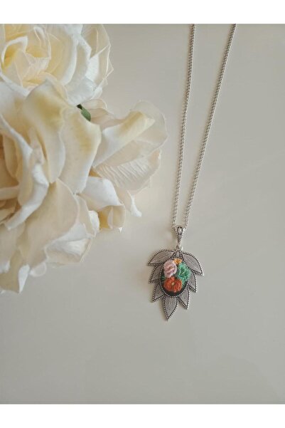 MODA El yapımı iğne oyası kolye