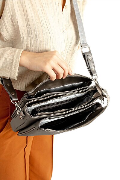 Just Polo Special Selected Women's Shoulder Bags for Ramadan Month