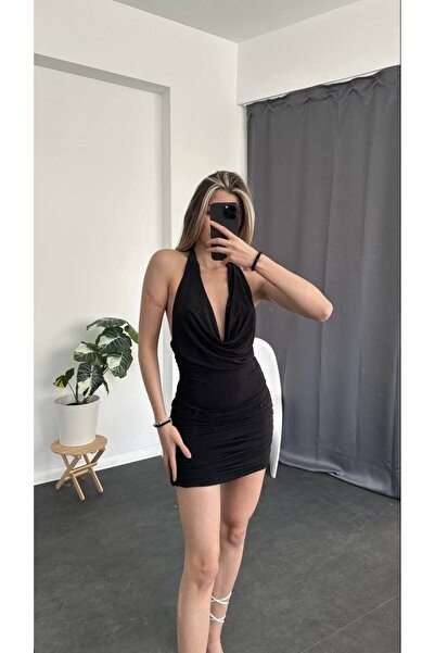 RosePearl فستان بأشرطة منخفضة الظهر