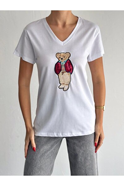 Esra Butik Hane Γυναικείο μπλουζάκι με λαιμόκοψη V λευκό ειδικού σχεδίου με αρκουδάκι με παγιέτες κεντημένο