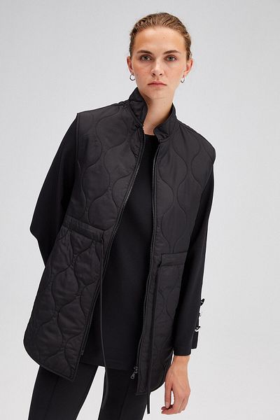 Touché Privé Quilted Vest with Zipper