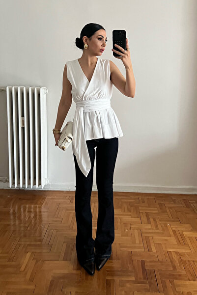 Seda Yalçın Atelier Λευκή μπλούζα μάρκας με μανίκια με κορδόνια