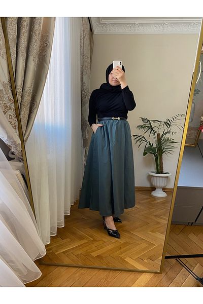 La MatildaLingerie Premium Elastic Poplin Skirt with Pockets