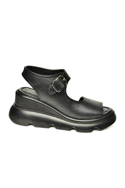 Fox Shoes U312252209 Чорні жіночі сандалі на товстій підошві