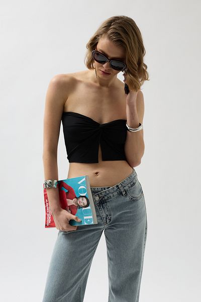 Black Fashion Bluză neagră fără bretele cu noduri