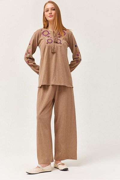 CALİENTE Hera Fabric Front and Sleeves Embroidered Double Suit Mink