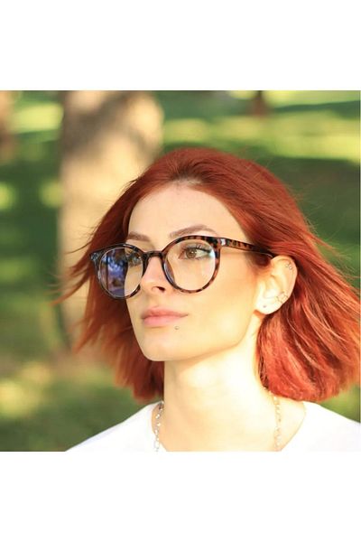 Nilu Moda نظارات زرقاء للجنسين - إطار ليوبارد وحماية من الزجاج الشفاف