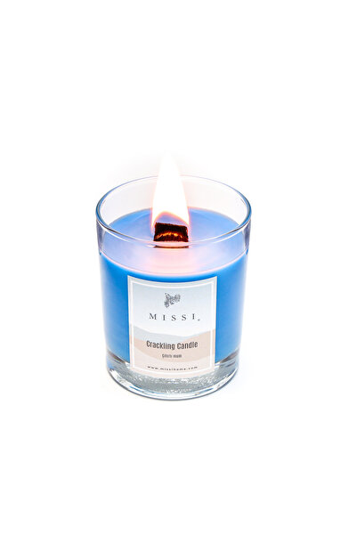 Missi Ahşap Fitilli Sandal Wood Kokulu Mavi Craklıng Vegan Mum (ÇITIRTILI MUM)