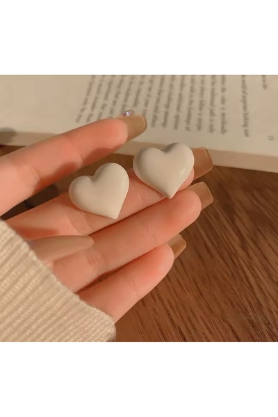 monalisatoka Kadın Beyaz Kalpli Küpe