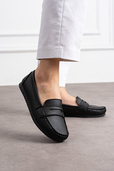 Bermody حذاء Deja نسائي خفيف الوزن ونعل مريح وأنيق للاستخدام اليومي في المكتب