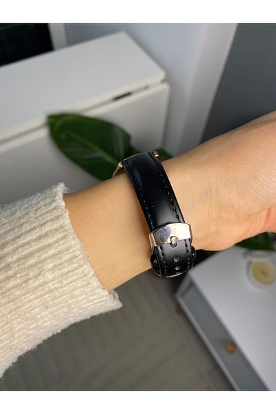 LUNA Eyewear Black Gold Numeral Women's Minimal Vintage Round Leather Strap Steel Case Retro Wristwatch