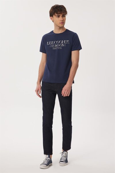 Lee Cooper تي شيرت رجالي من Cador مصنوع من القطن بنسبة 100% برقبة دائرية بالل...