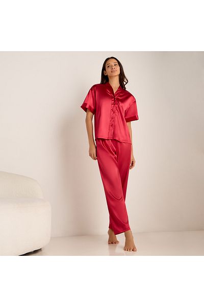 FAV V-neck Top with Short Sleeves and Elasticated Pyjama Set