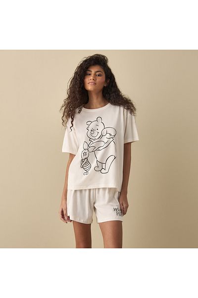 FAV Winnie The Pooh Print T-shirt and Shorts Set