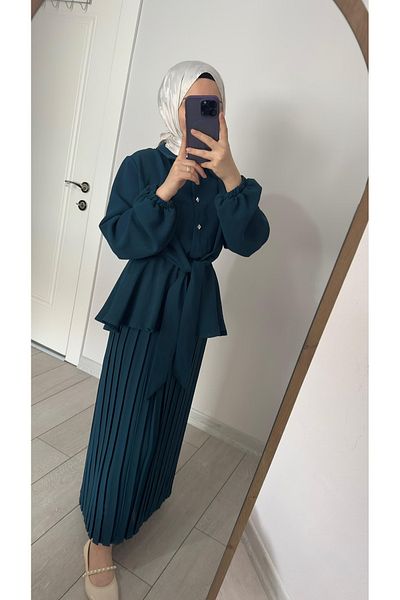 Mmasiva collection Pleated Skirt Suit