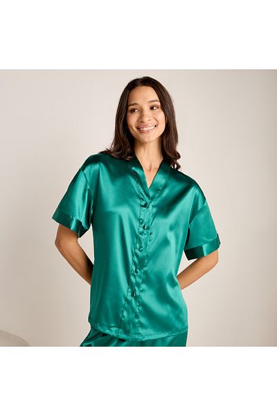 FAV V-neck Top with Short Sleeves and Elasticated Pyjama Set