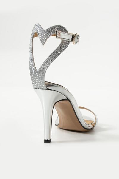 Elyo Sandra Leather Back Heart Detail Silver Heeled Shoes