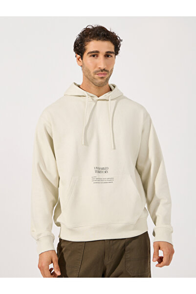 Styli Minimal Statement Print Front Pocket Relaxed Fit Hoodie