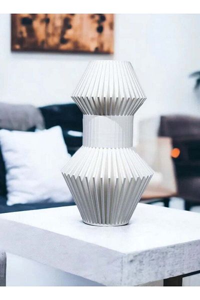 3D Brothers Anter Vase - Modern Decorative Centerpiece