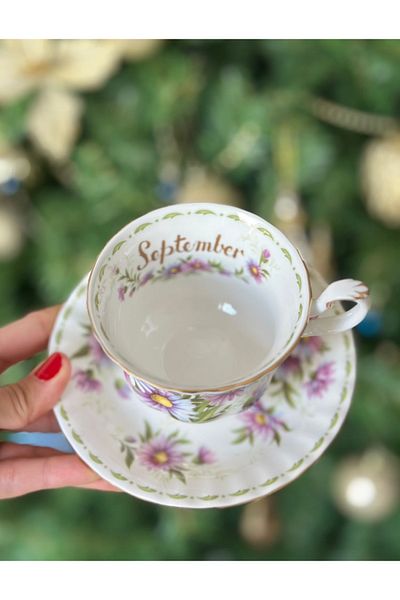 Royal Albert Months September September Gold Gilding Porcelain Colored Floral Purple Teacup Coffee