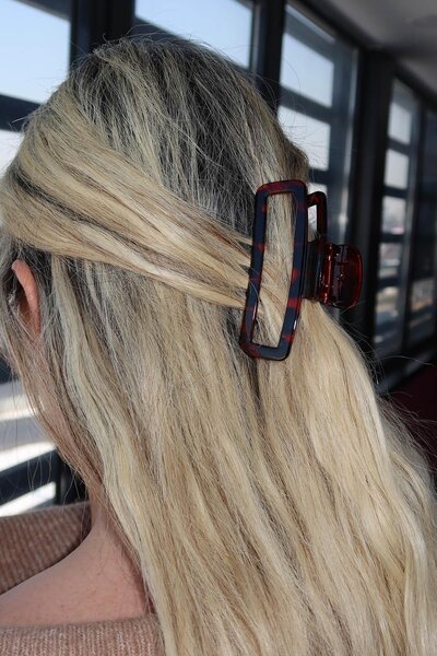 TAKIŞTIR Brown Leopard Patterned Latch Buckle