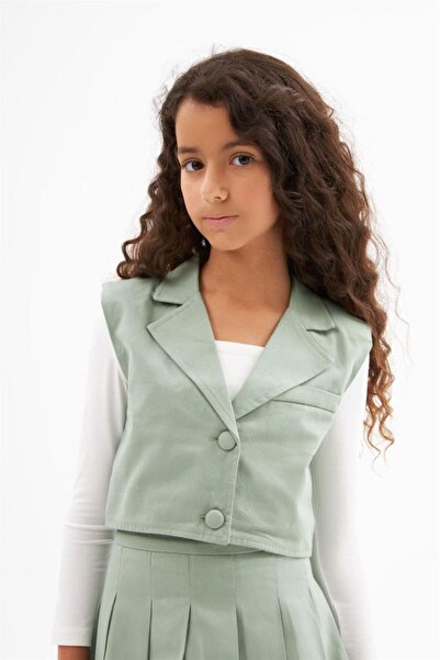 Hilal Akıncı Kids Girl's Fabric Covered Button Detailed Padded Vest White Badi Pleated Skirt 3-Piece Set