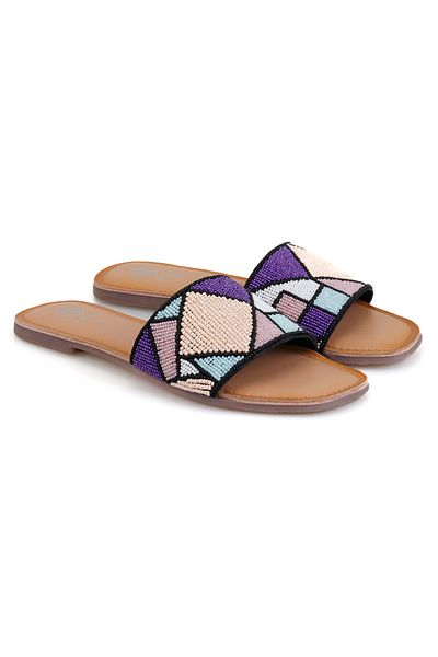 Desa Papuci de damă cu mărgele multicolore brodate