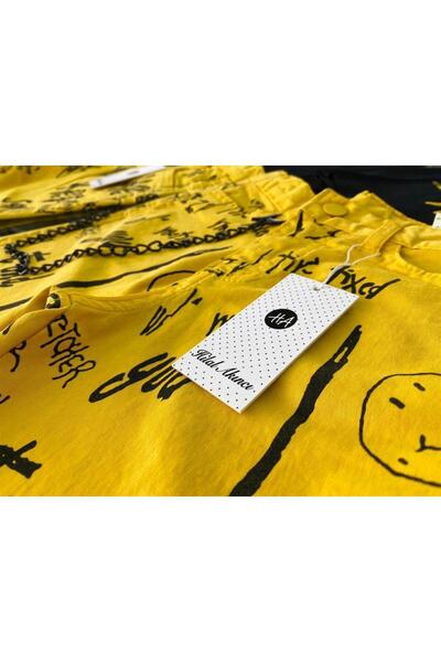 Hilal Akıncı Kids Căști pentru fete, tricou negru imprimat, blugi cu lanț, cu scris, Capri, fără pălărie, set de 2 piese