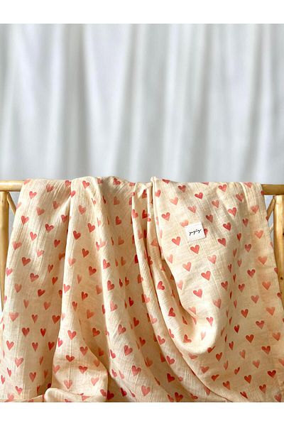 Zezig Vintage Hearts Muslin Blanket
