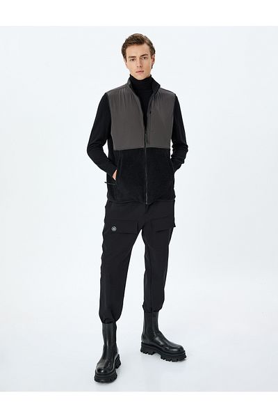 Koton Guler vertical Buzunar cu fermoar Detaliu contrast de culoare Vestă sport supradimensionată de pluș