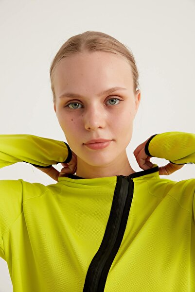 FD SPORTS Aura-Tech Quick Dry Cross Zipper Tracksuit Top - Yellow